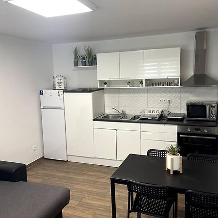 Apartment In Maribor Buitenkant foto