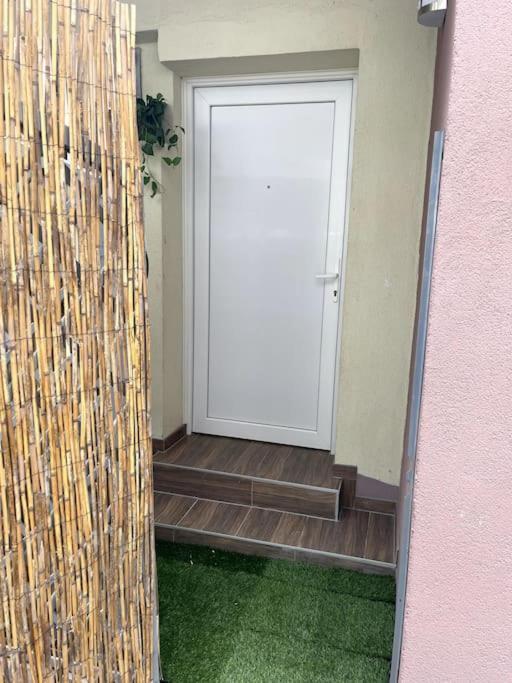 Apartment In Maribor Buitenkant foto